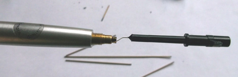 lead_eject_screw.jpg
